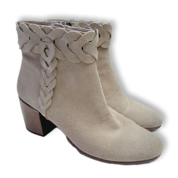 GEOX Respira Suede Ankle Boots Low Heel Side Zippers Beige Sz 7.5 - Picture 1 of 16